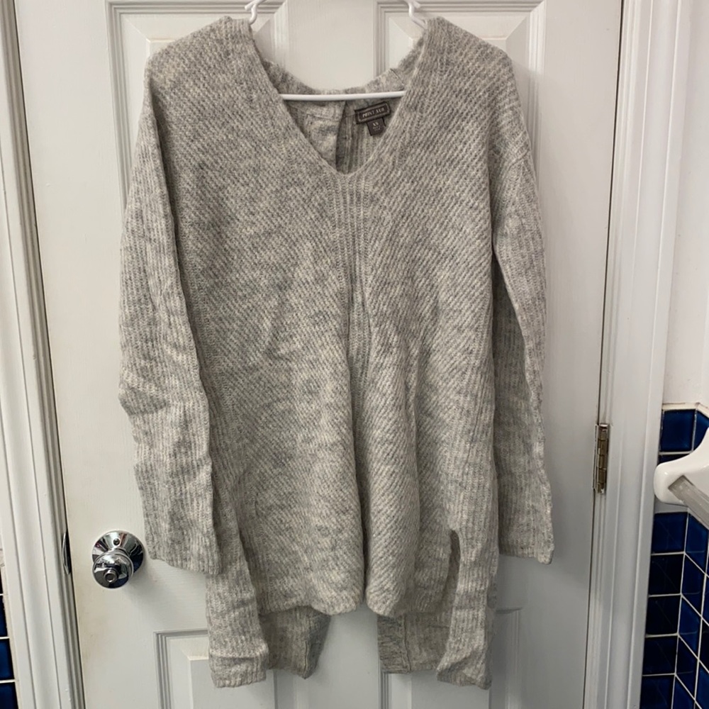 Grey button back tunic sweater